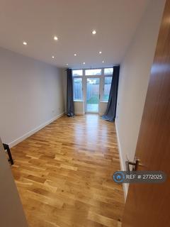 3 bedroom flat to rent, Kingsbury, Harrow, HA3