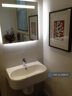 1 bedroom in a house share to rent, Wandsworth, London, SW12