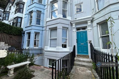 1 bedroom flat to rent, Cobourg Place, Hastings, TN34