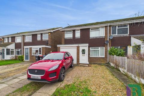 Goldsmith Drive, Newport Pagnell MK16