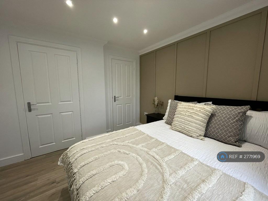 Room 1