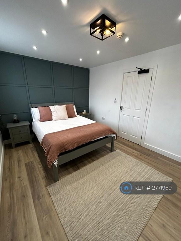 Room 4