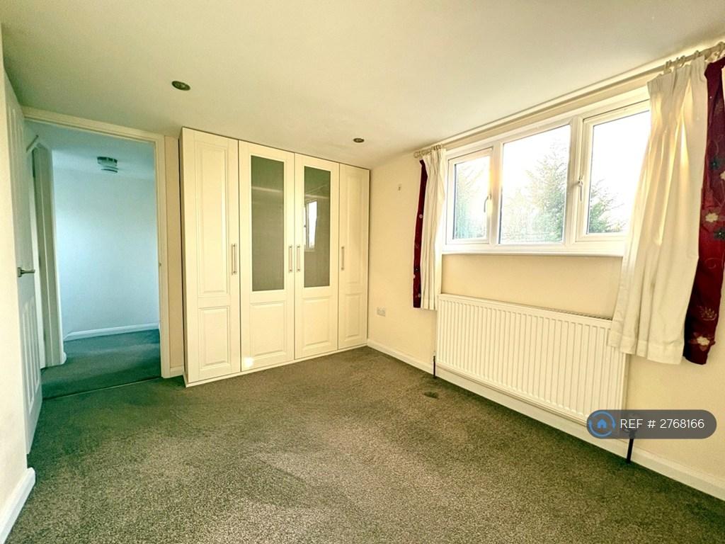 Double Bedroom3 (2nd Floor)