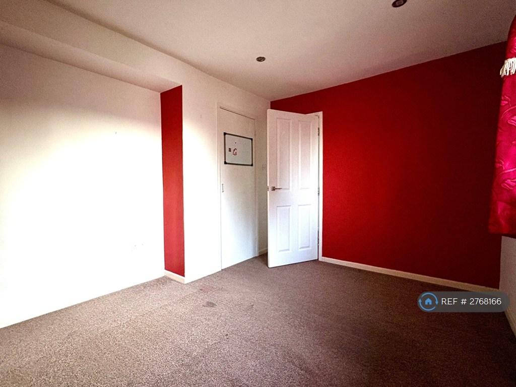 Double Bedroom2 (1st Floor)