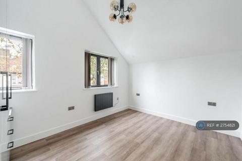 2 bedroom flat to rent, Eton Avenue, Wembley, HA0