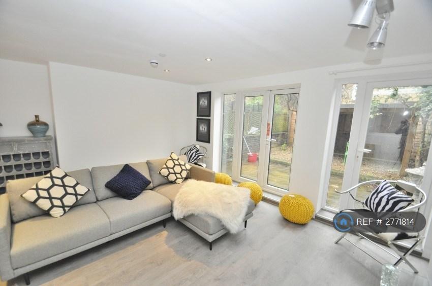 Lounge Area