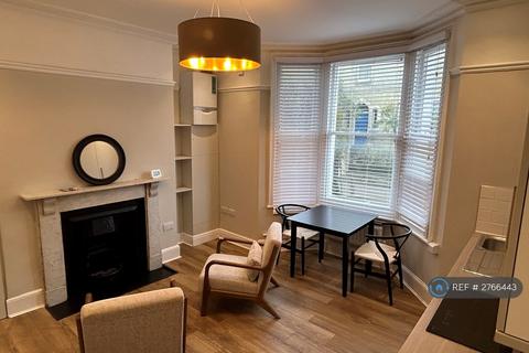 undefined, Bateman Street, Cambridge, CB2
