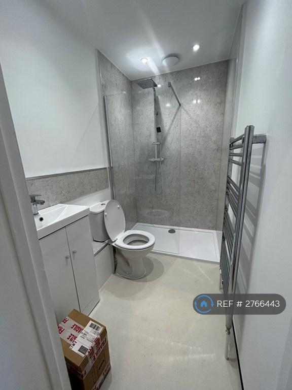 Ensuite Bathroom