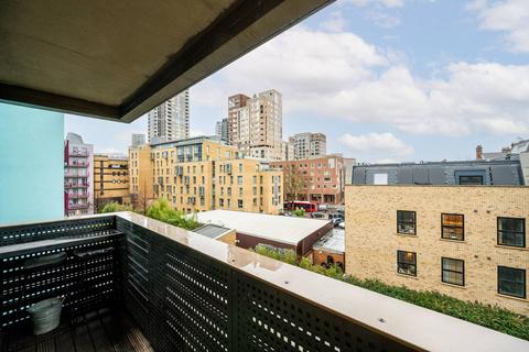 2 bedroom flat to rent, Amelia Street, Elephant and Castle, London, SE17