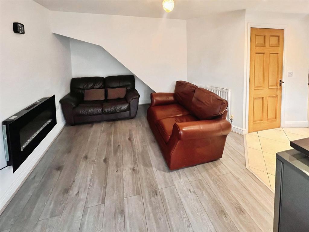 Lounge/Kitchen