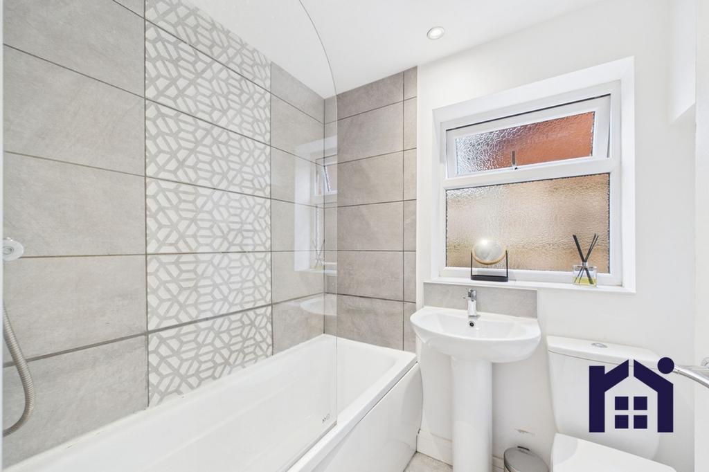 Family bathroom