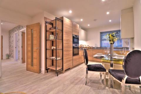 2 bedroom flat to rent, Welland House, Guildford, GU1