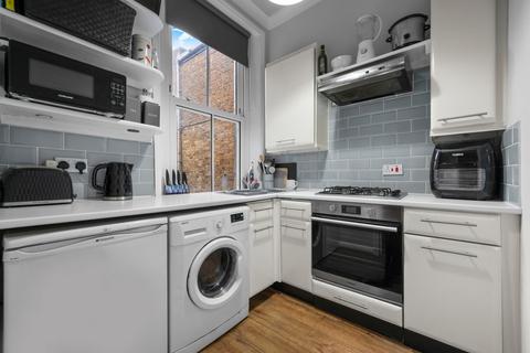 2 bedroom flat for sale, Portnall Road, London