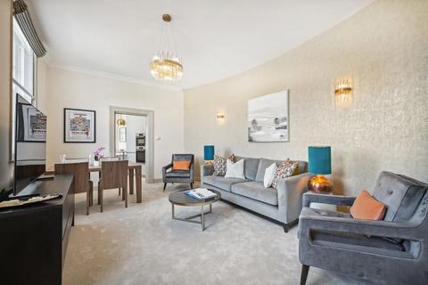 2 bedroom flat to rent, Grosvenor Gardens, London SW1W