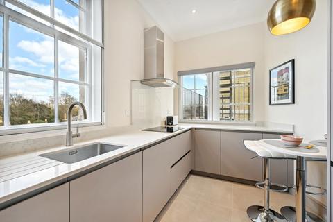 2 bedroom flat to rent, Grosvenor Gardens, London SW1W