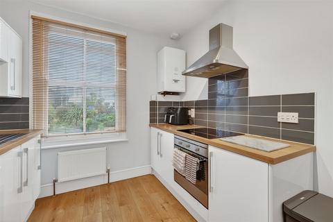 undefined, Connaught Avenue, Plymouth