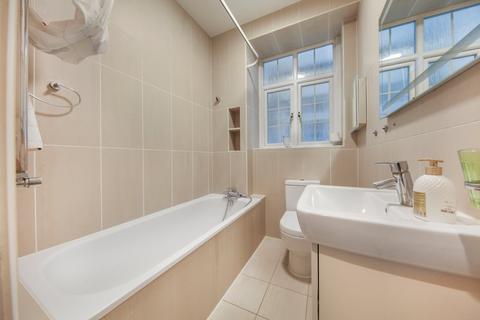 2 bedroom flat to rent, Clifton Court, Northwick Terrace, St John's Wood, London