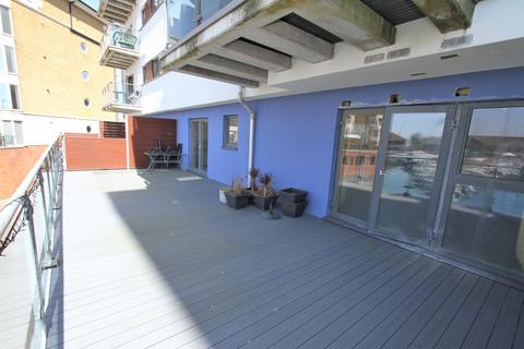 2 bedroom apartment for sale, Midway Quay, Eastbourne BN23