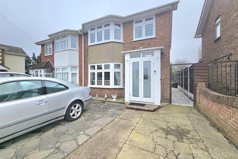 undefined, Hayes Drive, Rainham, RM13