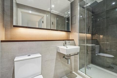 2 bedroom flat to rent, Discovery House, Juniper Drive, London