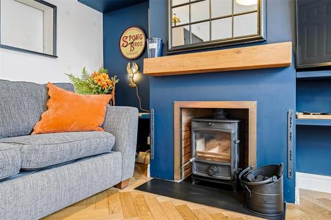 3 bedroom end of terrace house for sale, Sussex Road, Dartford