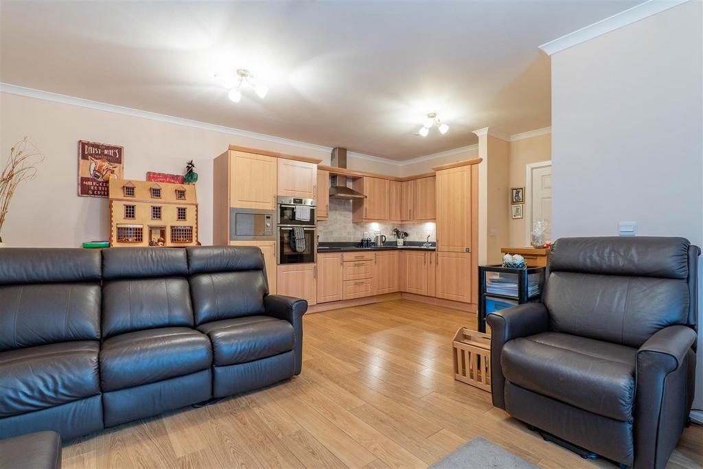 Lounge/Kitchen