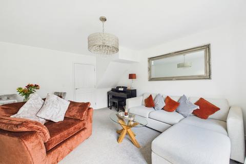 3 bedroom semi-detached house for sale, Nicholson Close, Redhill, Nottingham