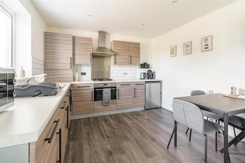 2 bedroom apartment for sale, Port Rise, Chatham