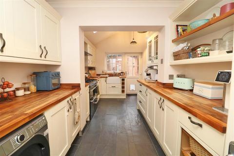3 bedroom detached house for sale, The Street, Hatfield Peverel