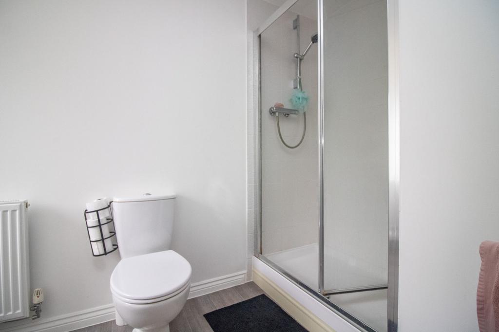En suite shower room