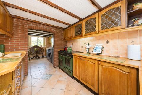2 bedroom detached bungalow for sale, Middlewich Road, Sandbach, CW11