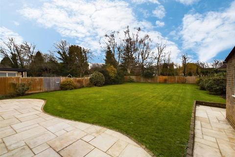 undefined, Shaw Crescent, Sanderstead