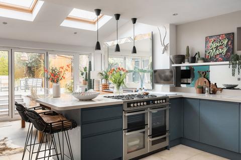 3 bedroom semi-detached house for sale, Chapel Street, Tring, Hertfordshire HP23