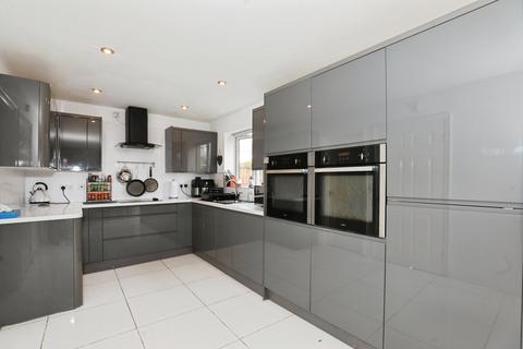 5 bedroom detached house for sale, Rubin Drive, Crewe, CW1