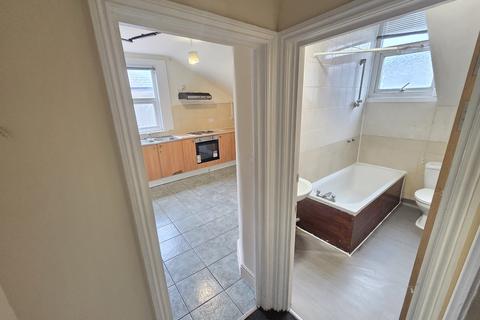 undefined, Whitehorse Road, Croydon, CR0 2LA