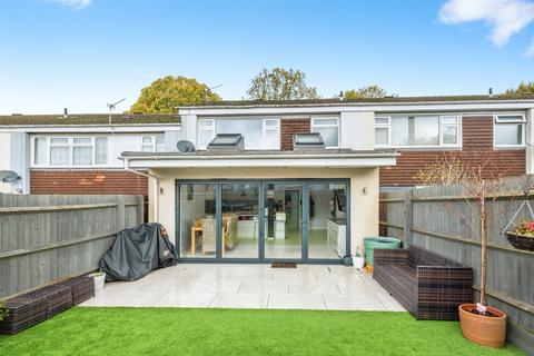 undefined, Gainsborough Avenue, Hungerford, RG17