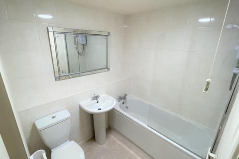 2 bedroom apartment to rent, Windsor,  Berkshire,  SL4