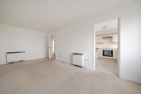 2 bedroom apartment to rent, Windsor,  Berkshire,  SL4