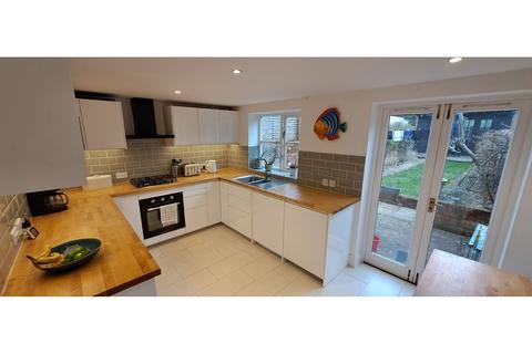 undefined, 17 Brunswick Hill, Reading, RG1