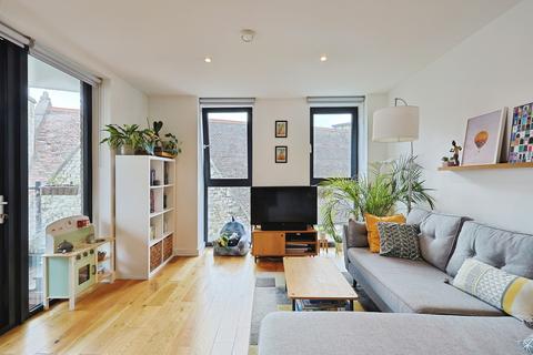2 bedroom apartment for sale, 1C Gunnersbury Lane, Acton, W3