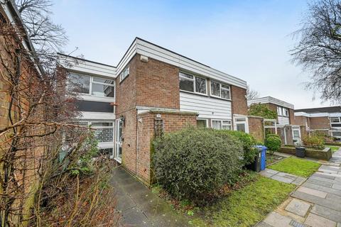 White Ledges, Ealing