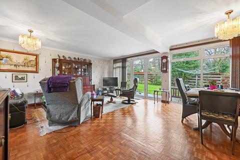 3 bedroom house for sale, White Ledges, Ealing