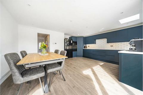 undefined, Delane Drive, Wokingham, RG41