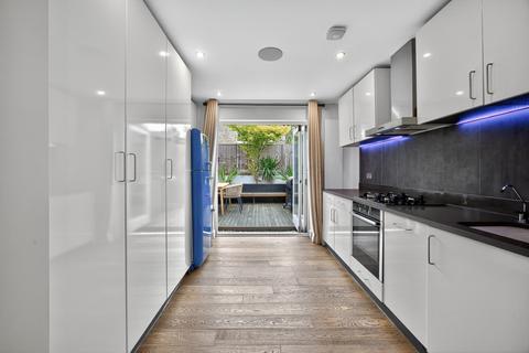 2 bedroom end of terrace house for sale, Barfett Street, London, W10