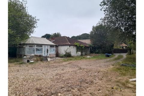 3 bedroom semi-detached bungalow for sale, Nine Mile Ride, Wokingham, RG40