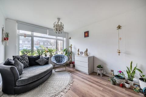 undefined, Wilders Close, Surrey GU21