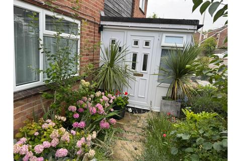 undefined, York Road, Hungerford, RG17
