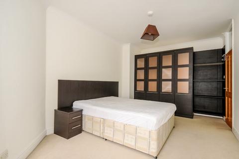 2 bedroom flat to rent, Grove End Road, St John's Wood, London, NW8