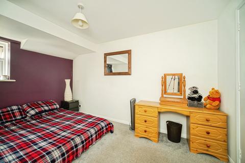 undefined, Albert Walk, Crowthorne, RG45