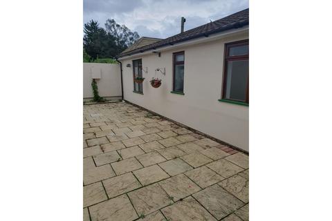 undefined, 9a Nine Mile Ride, Finchampstead, Wokingham, RG40